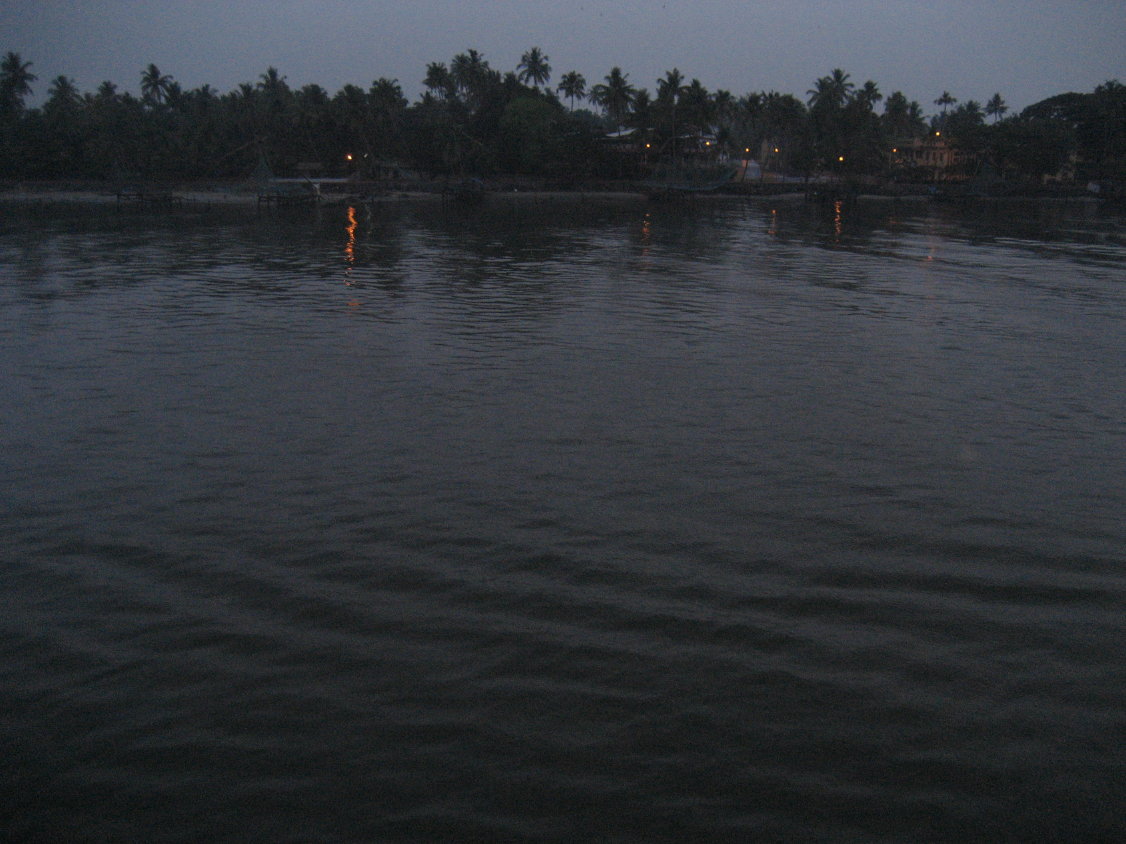 auf Cochin vor Anbruch der Morgendämmerung (180)